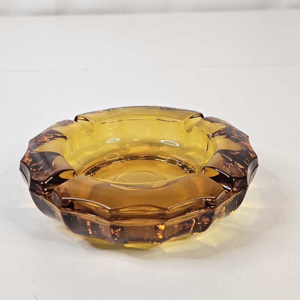 Vintage Fostoria Heavy Amber Glass 1887 Eagle Coin Cigarette Ashtray 5" - Picture 2 of 6
